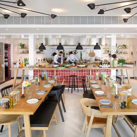 Ξενοδοχείο με διαμερίσματα Zoku