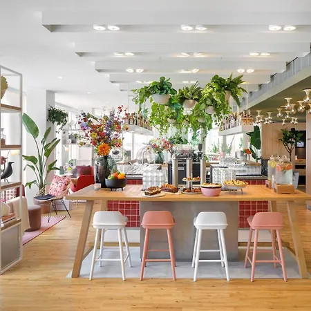 Aparthotel Zoku Paris