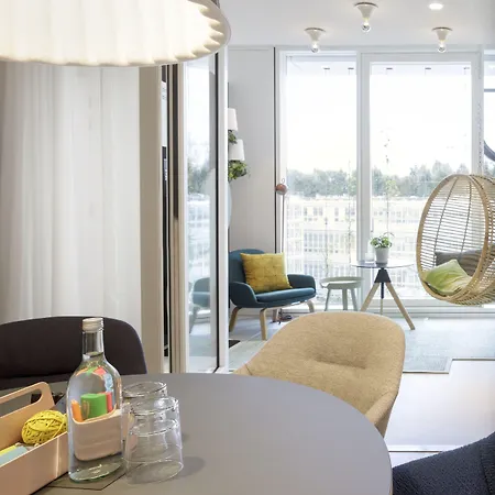 Zoku Апарт-отель 4*