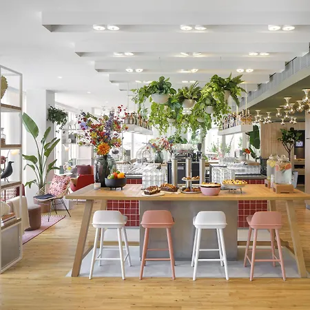 Zoku Lägenhetshotell 4*