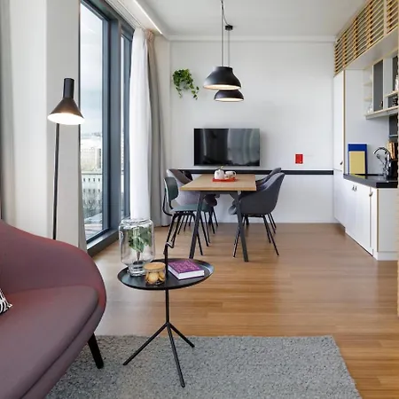 Zoku Aparthotel 4*